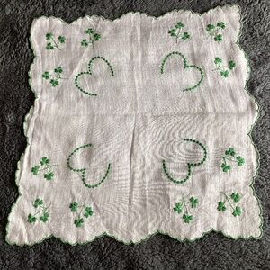 VTG White Handkerchief  Satin Stitch Green Clovers Middle 4 Leaf